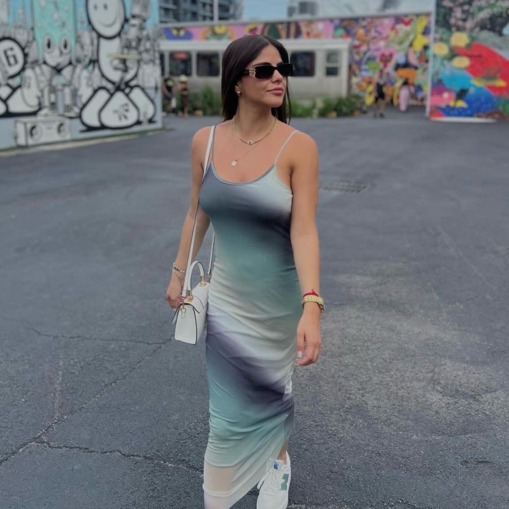 Elegant Gradient Maxi Dress